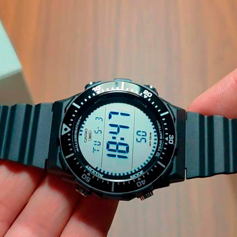 Casio AE-1700H-1AVEF Casio AE-1700H-1AVEF