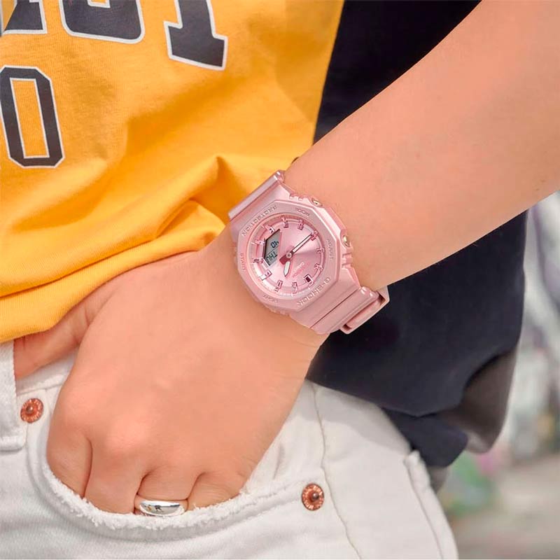 Casio GMA-P2100ST-4AER Casio GMA-P2100ST-4AER