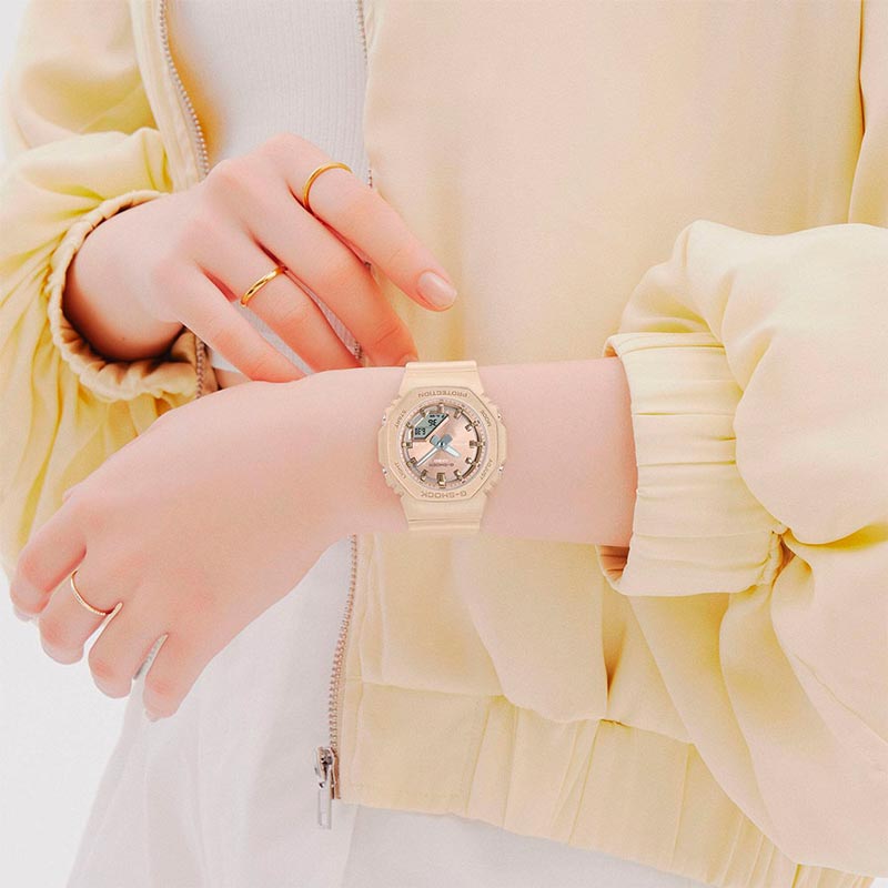 Casio GMA-P2100ST-9AER Casio GMA-P2100ST-9AER