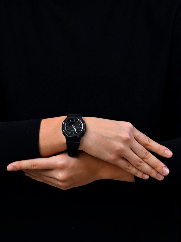 Casio GMA-P2110-1AER Casio GMA-P2110-1AER