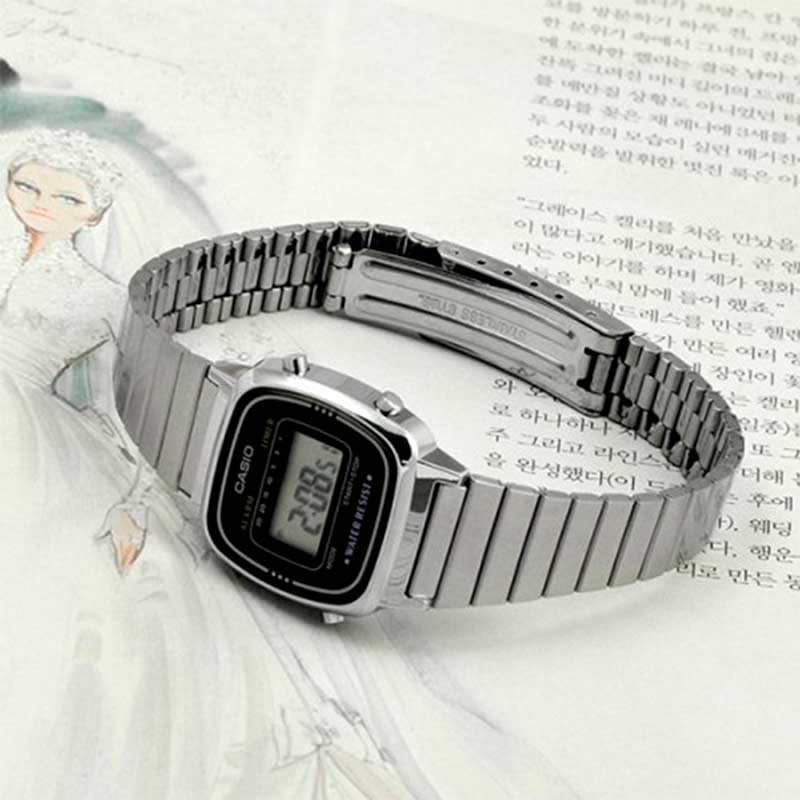 Casio LA670WA-1DF Casio LA670WA-1DF