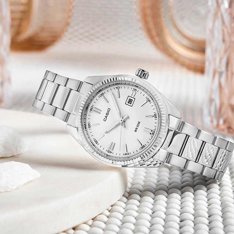 Casio LTP-1302PD-7A1 Casio LTP-1302PD-7A1