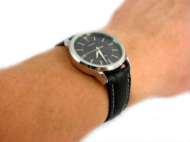 Casio LTP-1303L-1AVEF Casio LTP-1303L-1AVEF