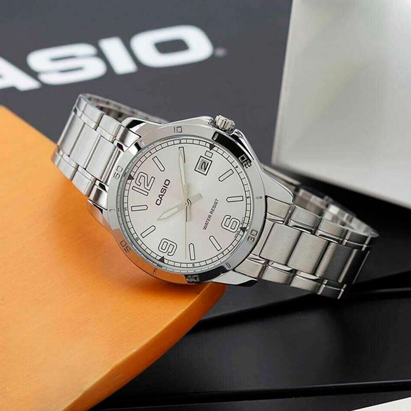 Casio LTP-V004D-7B2 Casio LTP-V004D-7B2