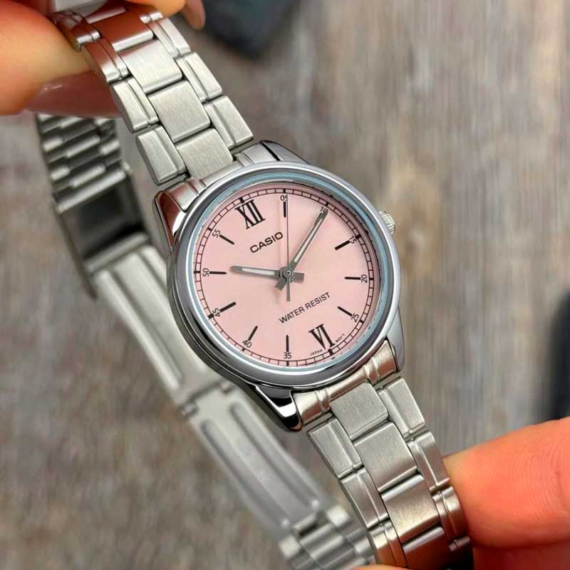 Casio LTP-V005D-4B2 Casio LTP-V005D-4B2