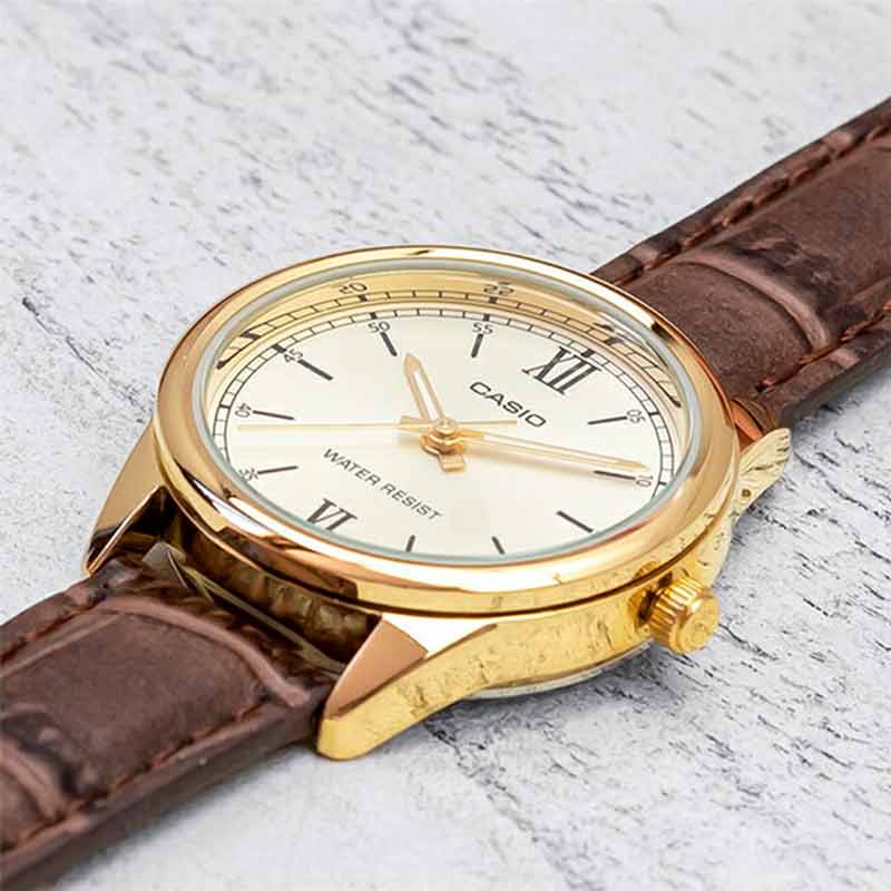 Casio LTP-V005GL-9B Casio LTP-V005GL-9B