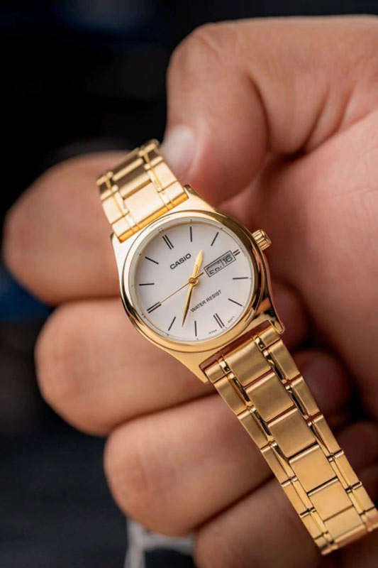 Casio LTP-V006G-7B Casio LTP-V006G-7B