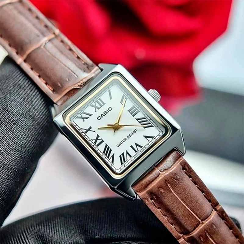 Casio LTP-V007L-7B2 Casio LTP-V007L-7B2