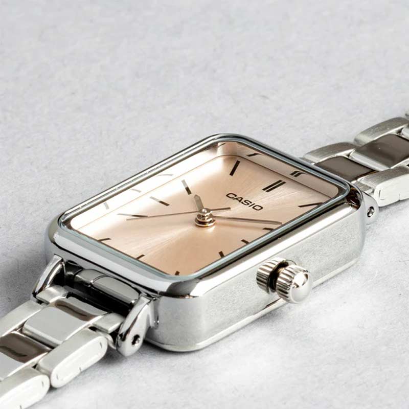 Casio LTP-V009D-4E Casio LTP-V009D-4E