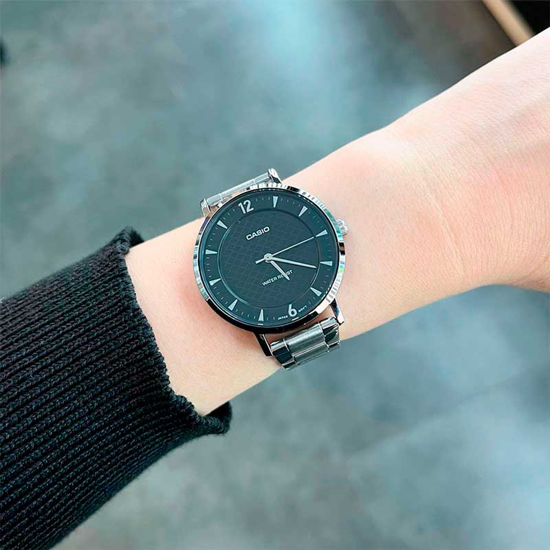 Casio LTP-VT04D-1A Casio LTP-VT04D-1A