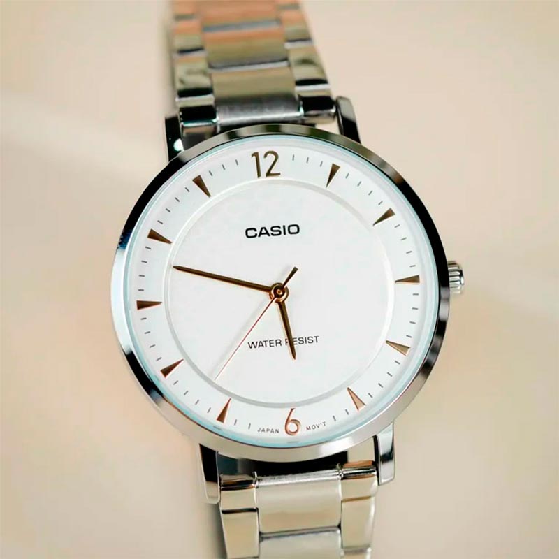 Casio LTP-VT04D-7A Casio LTP-VT04D-7A