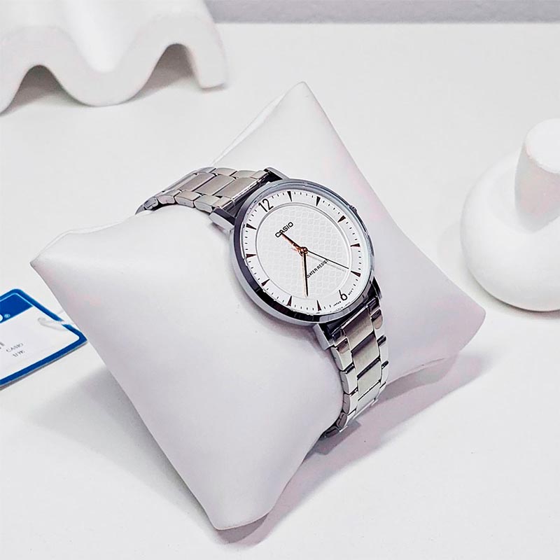 Casio LTP-VT04D-7A Casio LTP-VT04D-7A
