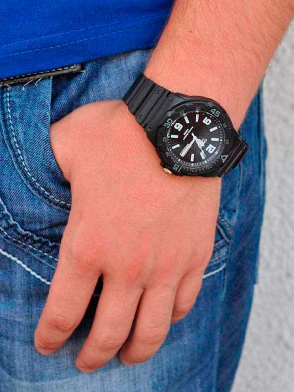 Casio MRW-200H-1B2VEF Casio MRW-200H-1B2VEF