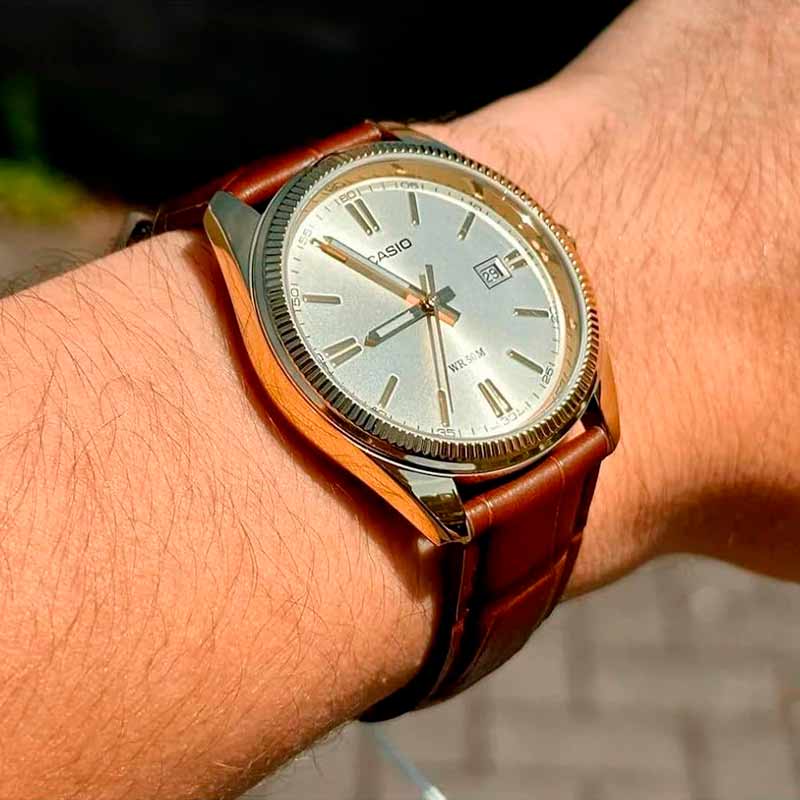 Casio MTP-1302PGL-9AVEF Casio MTP-1302PGL-9AVEF