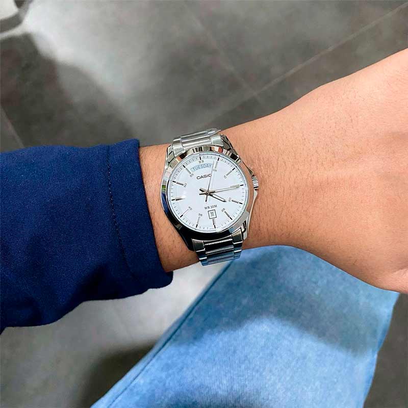 Casio MTP-1370D-7A3 Casio MTP-1370D-7A3