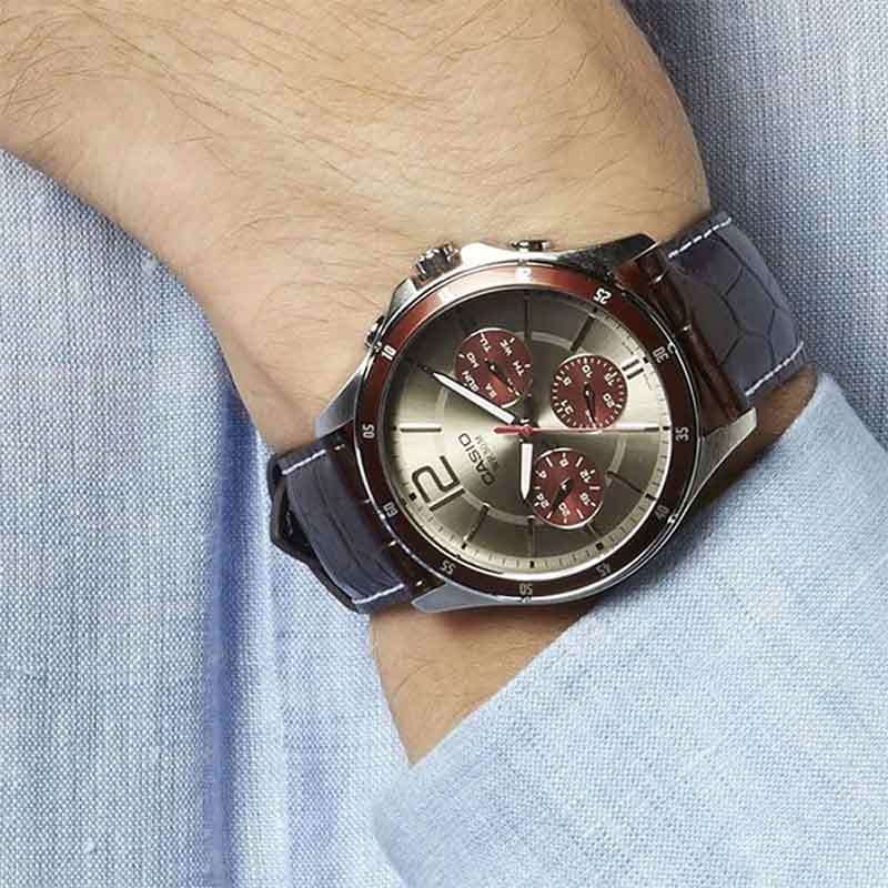 Casio MTP-1374L-7A1 Casio MTP-1374L-7A1