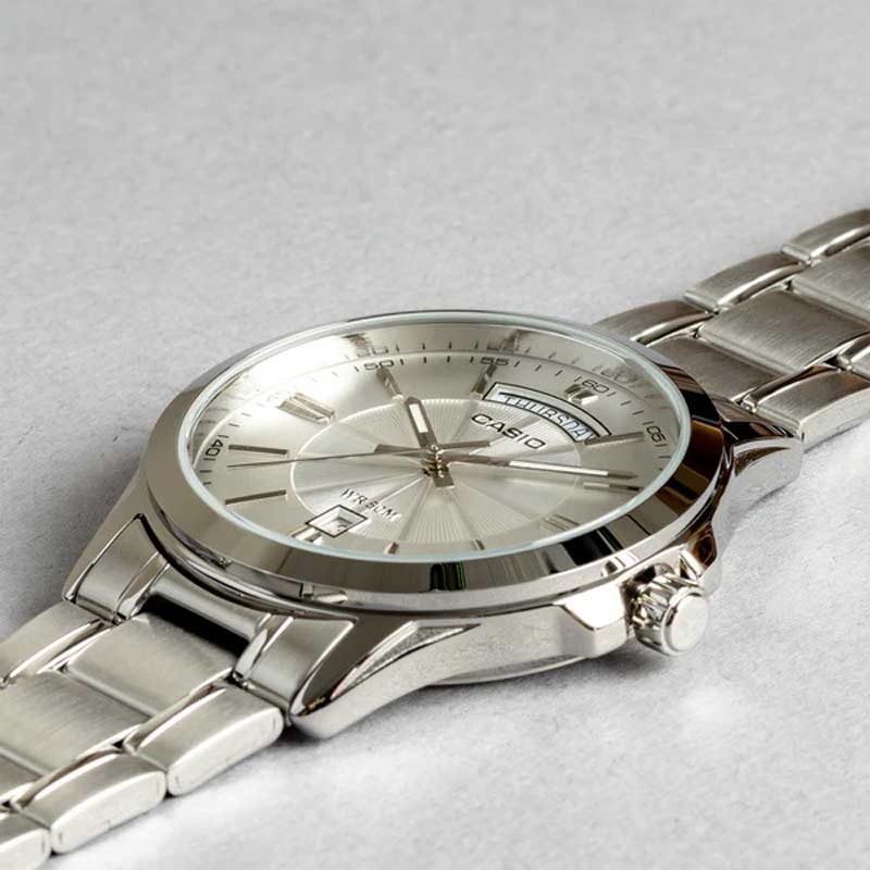 Casio MTP-1381D-7A Casio MTP-1381D-7A