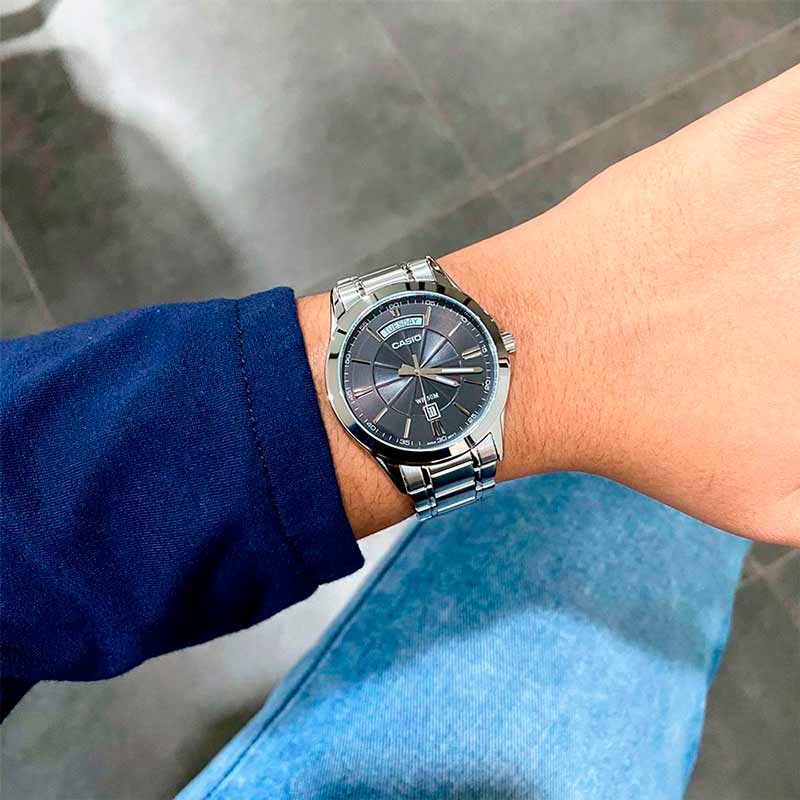 Casio MTP-1381D-8A Casio MTP-1381D-8A