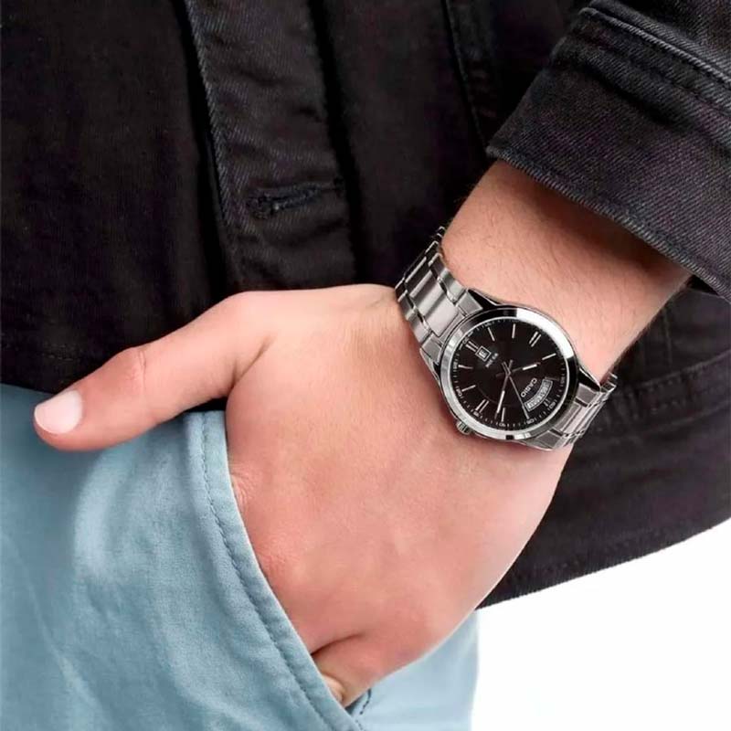 Casio MTP-1381D-8A Casio MTP-1381D-8A