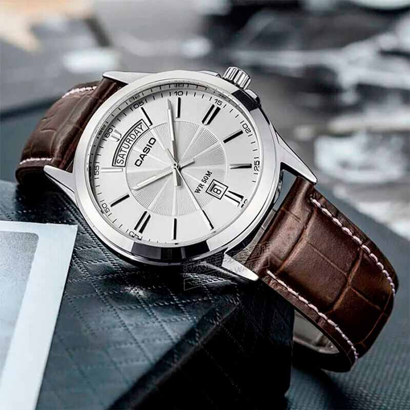 Casio MTP-1381L-7A Casio MTP-1381L-7A