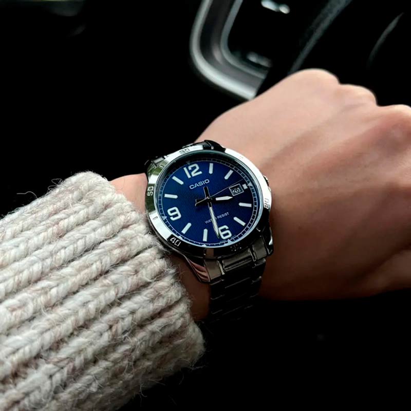 Casio MTP-V004D-2B Casio MTP-V004D-2B