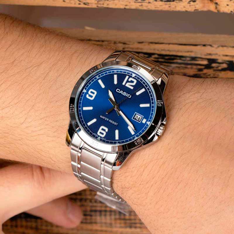 Casio MTP-V004D-2B Casio MTP-V004D-2B