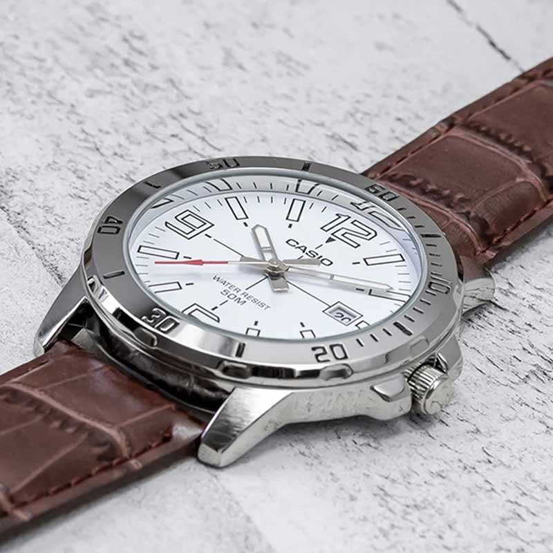 Casio MTP-VD01L-7BVUDF Casio MTP-VD01L-7BVUDF
