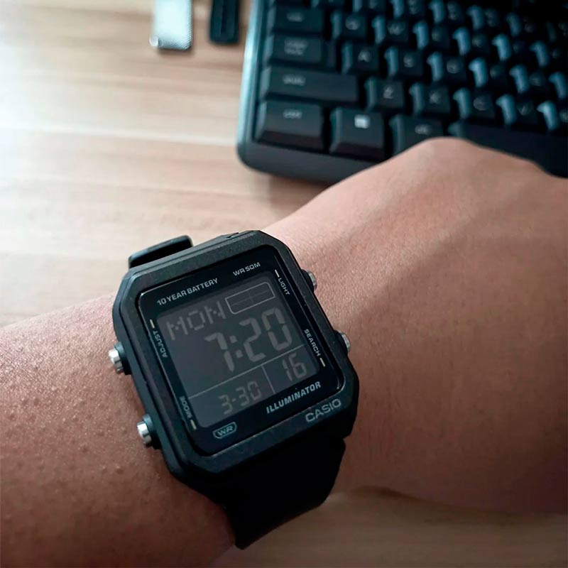 Casio W-221H-1BVDF Casio W-221H-1BVDF